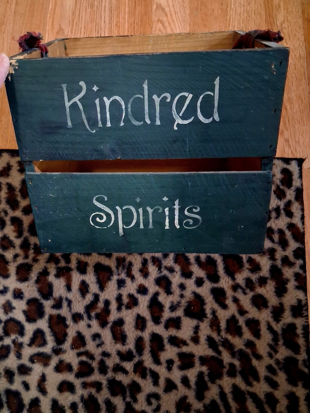 Wooden 'Kindred Spirits' Green Decorative Storage Crate